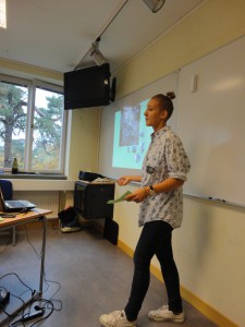 Johline delivers her presentation to one of the school classes in Huddinge